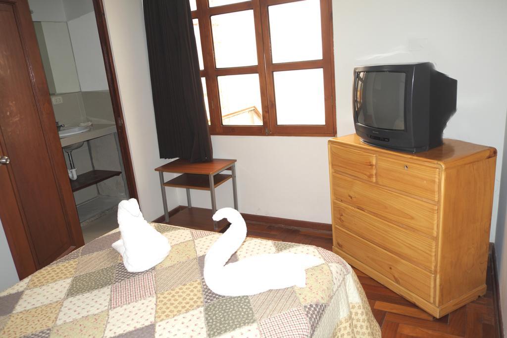Inkawasi Miraflores Hostel ลิมา ภายนอก รูปภาพ